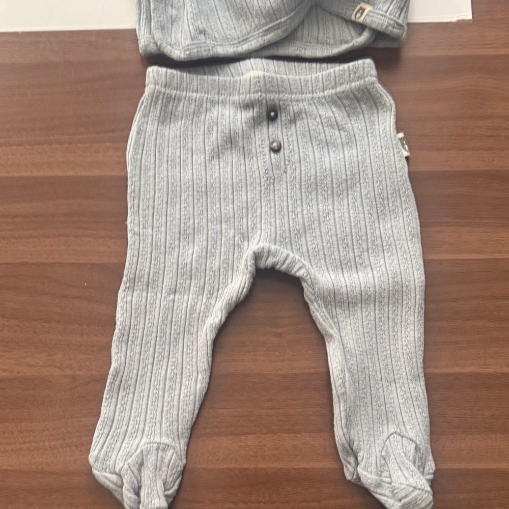 Gray Ribbed Baby One Piece Set - Picture 5 of 8